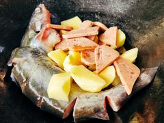 -老刘生态大鱼坊铁锅炖鱼(赛马场店)