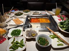 -海底捞火锅鲜切牛肉主题店(长寿路店)