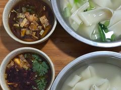 -刘二店正宗裤带面(围墙巷店)