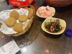 -富正毅三下锅·湘西韵味(天门山索道店)