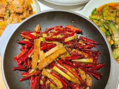 -嫩芽 ·地道重庆菜(十八梯露台夜景店)