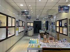 -爱视眼镜(贵州路店)
