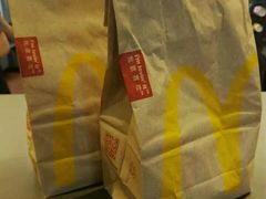 -麦当劳(龙洞店)