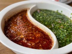 鸳鸯水煮牛肉-成都吃客(九眼桥店)