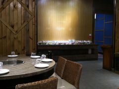 包厢-佬土鹅肠火锅(中建大观店)