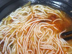 -花溪巷牛肉粉(泉城路店)
