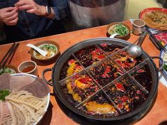 -周小明火锅(黑金冠社区店)