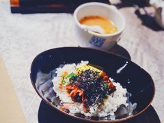 -穹六人间 people 6(岳阳路店)