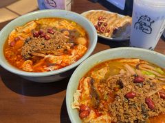 -粉家柳州螺蛳粉(杨宅路店)