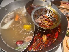 -左庭右院鲜牛肉火锅(金山万达店)