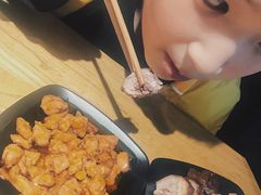 辣肉浇-乔家栅(襄阳南路店)