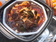 -海底捞火锅鲜切牛肉主题店(长寿路店)