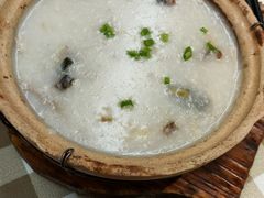 -新大咀港式茶餐厅(宝山万达店)