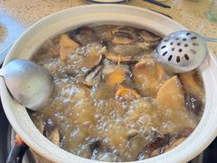 -杨记山珍鸡煲菌汤锅