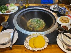 -老刘生态大鱼坊铁锅炖鱼(赛马场店)