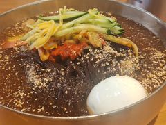 -百年石锅饭(阿里郎美食街店)