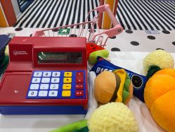 -MELAND CLUB亲子乐园·派对·餐厅(北京芳圆里ID MALL店)