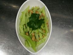 -多嘴超级肉蟹煲(欧亚卖场店)