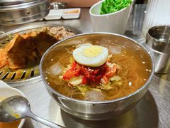 -韩聚屋韩国烤肉餐厅(新北万达店)