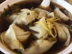 -笑来喜馄饨小笼工坊店(湖滨街店)