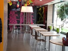 用餐区-麦当劳(新新大道岗丰店)