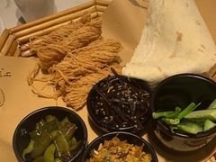 -丁里羊肉小镇(天鹅湖总店)