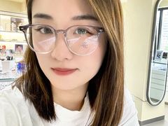 -潘多拉眼镜·蔡司依视路明月(潘家园店)