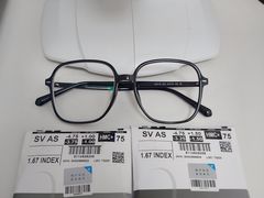 -天空之镜眼镜店蔡司依视路配镜授权零售店(望京颐堤港店)