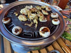 -叽叽扎扎烤肉场(生态城万达店)