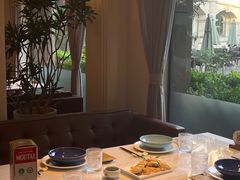 卡座-菲乐餐厅(三十年经营·湖滨路店)