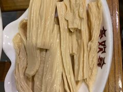 -亮欢寨酸汤鱼(沙冲路店)