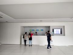 -卡罗酒店(东门晒布地铁站店)