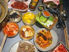 -草家酱蟹炭火烤肉店(珲春南路一店)