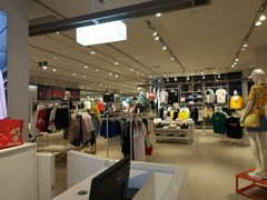 -美特斯邦威(新天地购物中心店)