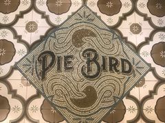 -Pie Bird(新闸路店)