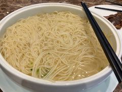 -啄佬食堂