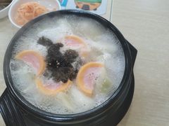 -拌来拌去石鍋拌飯(文鼎店)