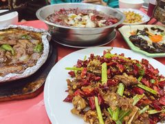 辣子鸡丁-天天沸腾(东港路店)