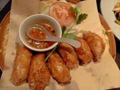 -大头虾越式风味餐厅(光明广场店)