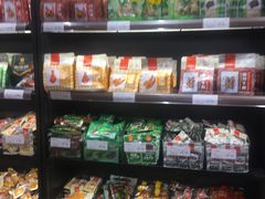 零售区-良品铺子(五角场万达店)