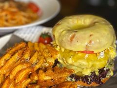 -The Cheebat 锌吧·Bistro(体育西店)