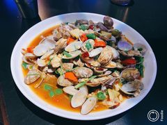 -西街夜油条·麻团包乌饭