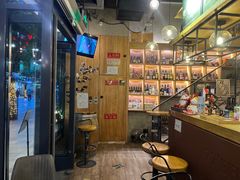 -77啤妹精酿生活馆(前门店)