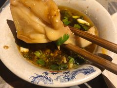 -小龙坎火锅(香港中路店)
