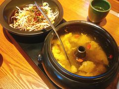 云南经典汽锅鸡-云海肴·汽锅鸡·云南菜(苏州中心店)