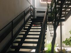 -蜜桃餐厅·伴山(湖滨商业街店)