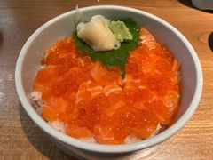 三文鱼亲子饭-初居食屋日式料理(万象城购物中心店)