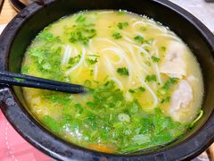 -妈妈故事米线(市府恒隆店)