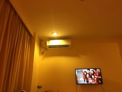 -雅悦酒店(苏州东吴北路宝带路地铁站店)