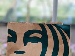 -星巴克(西藏路店)